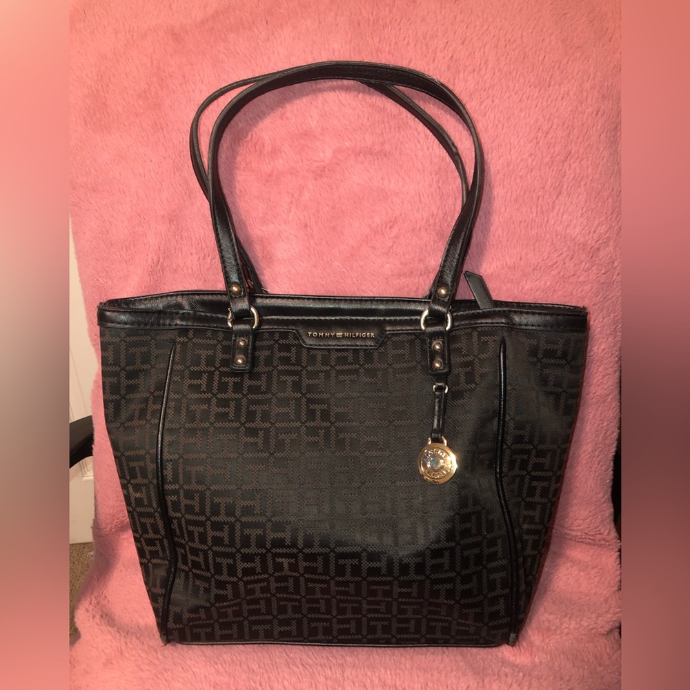 Tommy Hilfiger Handbag